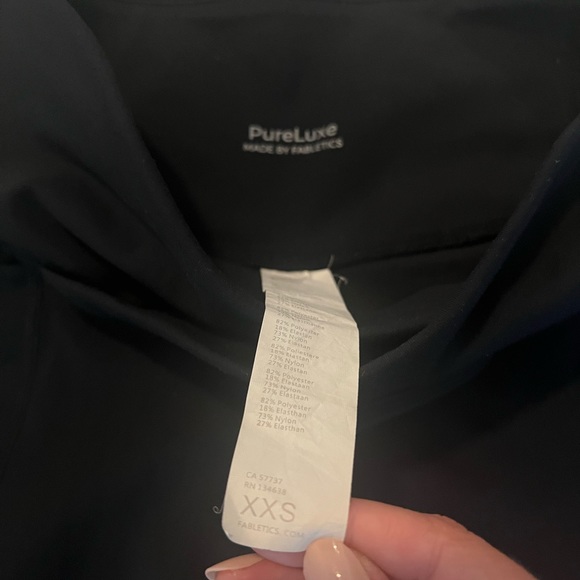 Fabletics High Waisted PureLuxe 7/8 Leggings - Picture 4 of 6